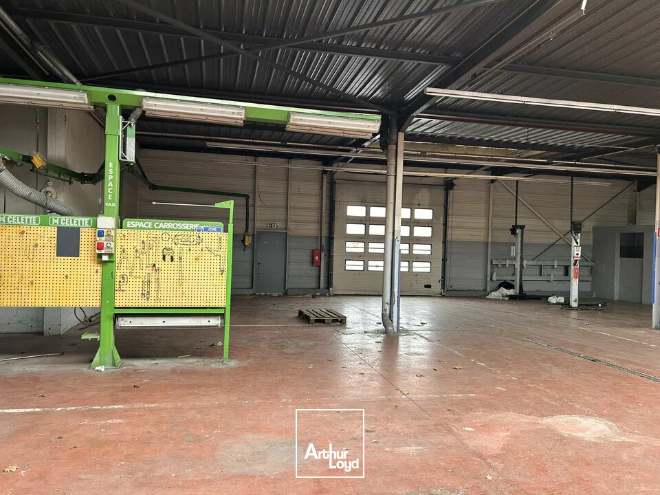Locaux commerciaux - Vente - HUNINGUE - 68330 - 2466-2466 - 7779219