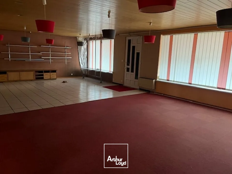 Locaux commerciaux - Location - SAINT-LOUIS - 68300 - 140-140 - 7779235