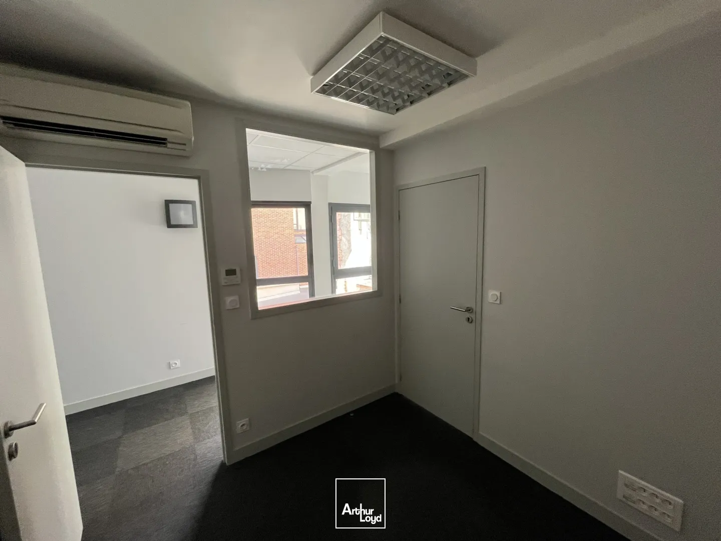 Bureaux - Location - ORLEANS - 45000 - 143.63-143.63 - 7779558