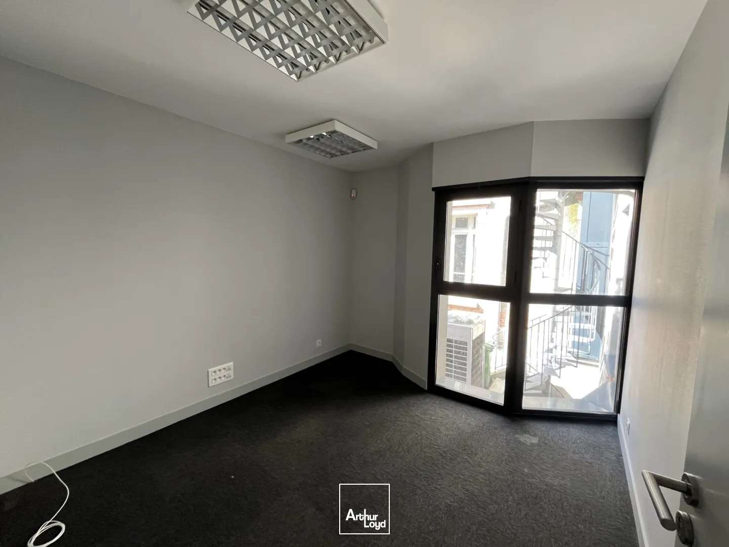 Bureaux - Location - ORLEANS - 45000 - 143.63-143.63 - 7779556
