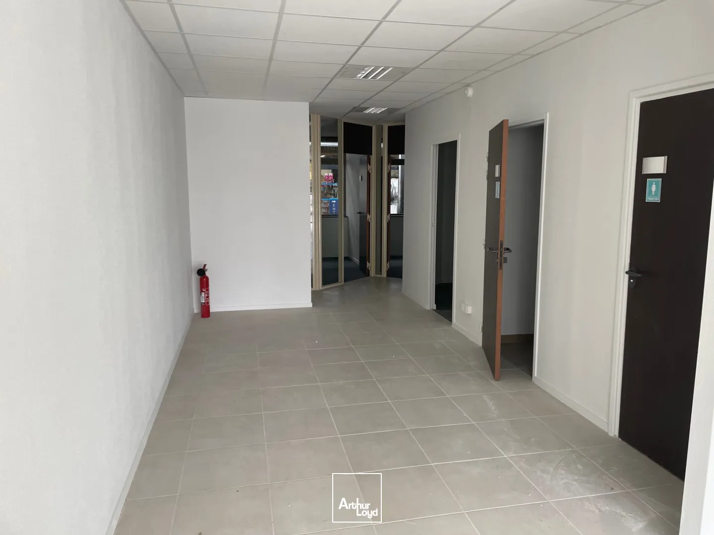 Locaux commerciaux - Location - VAL DE REUIL - 27100 - 133-133 - 7779759
