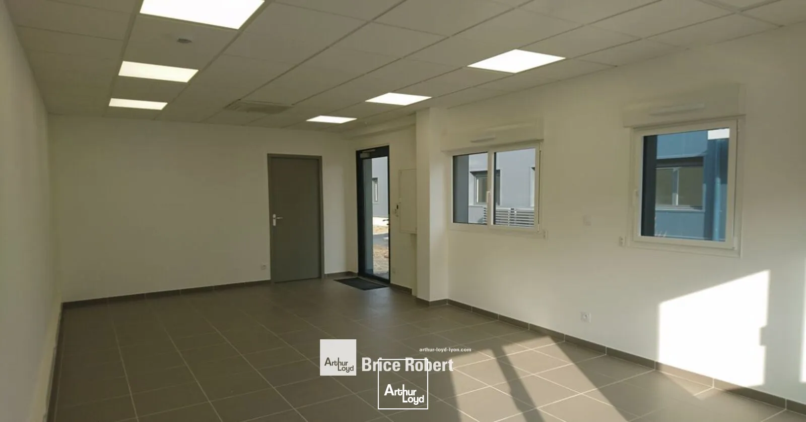 Locaux d'activité & Entrepôts - Location - VENISSIEUX - 69200 - 289-289 - 7780064