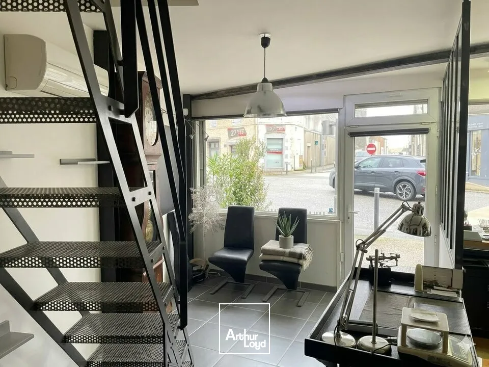 Locaux commerciaux - Vente - LA ROCHE-SUR-YON - 85000 - 55-55 - 7780258