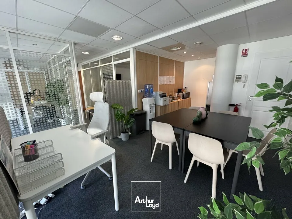 Bureaux - Location - TOURS - 37000 - 65-65 - 7780299