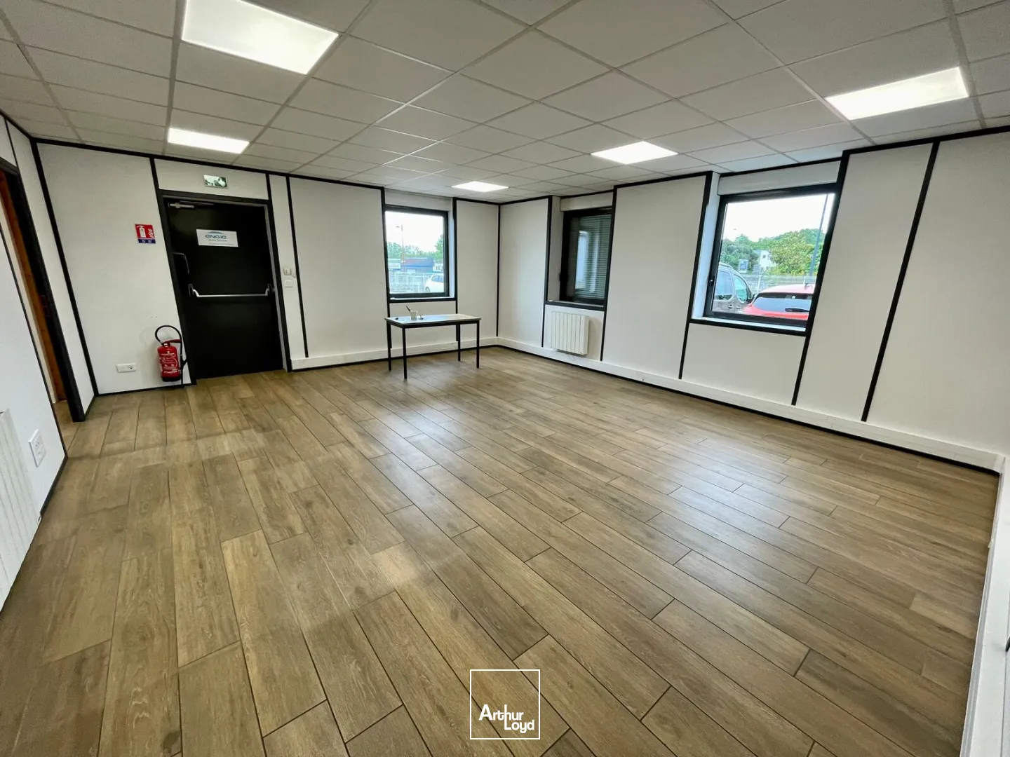 Locaux d'activité & Entrepôts - Location - LE GRAND QUEVILLY - 76120 - 95-364 - 7780459