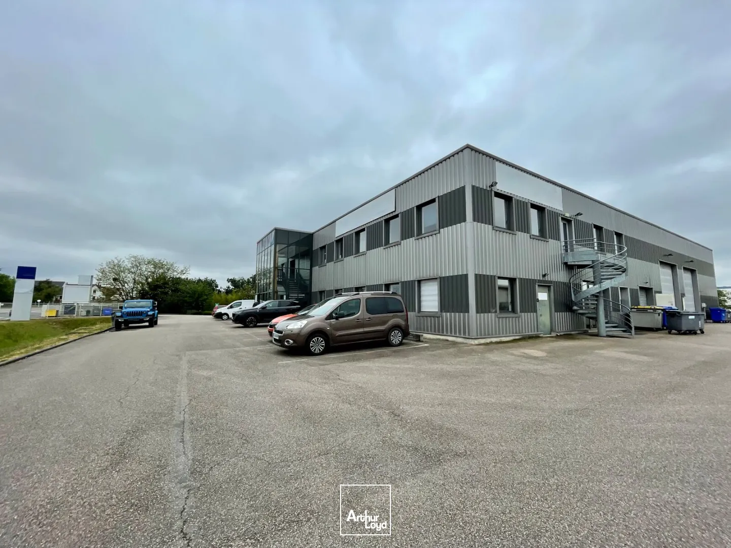 Locaux d'activité & Entrepôts - Location - LE GRAND QUEVILLY - 76120 - 95-364 - 7780464
