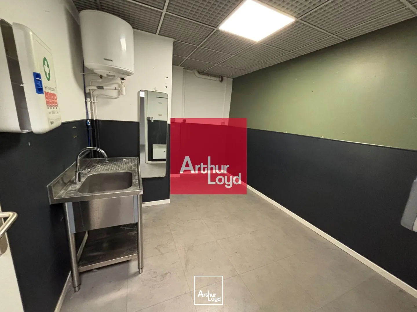 Locaux commerciaux - Location - GRENOBLE - 38000 - 900-900 - 7780512