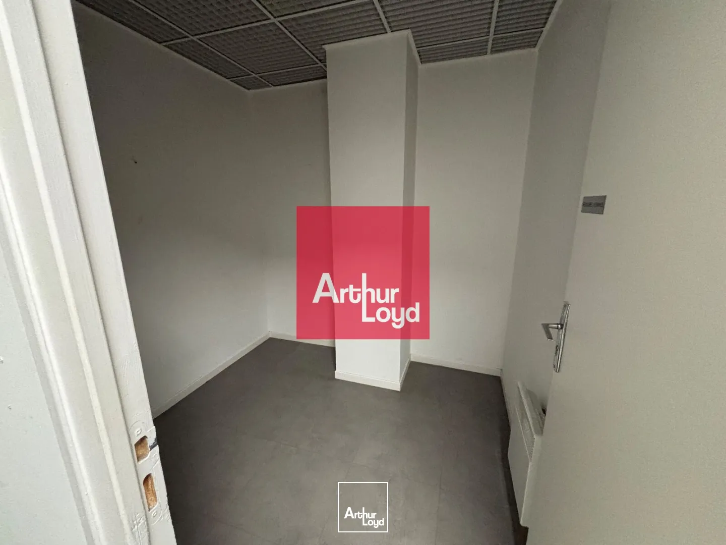 Locaux commerciaux - Location - GRENOBLE - 38000 - 900-900 - 7780513