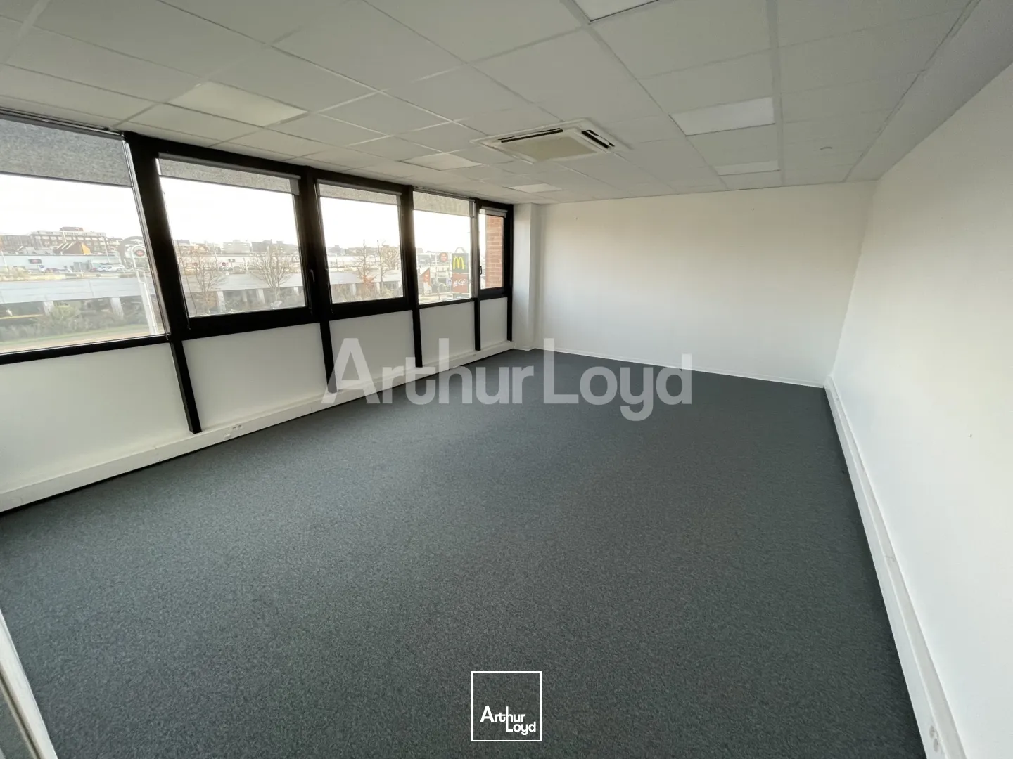 Bureaux - Location - VILLENEUVE D'ASCQ - 59650 - 105-1225 - 7780654