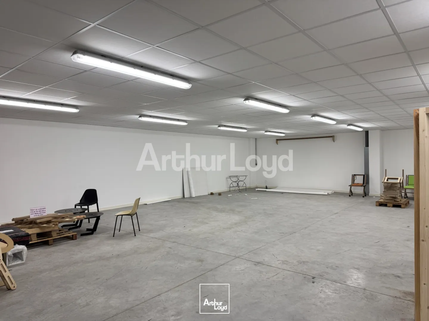 Locaux d'activité & Entrepôts - Location - PERENCHIES - 59840 - 2000-2000 - 7780723