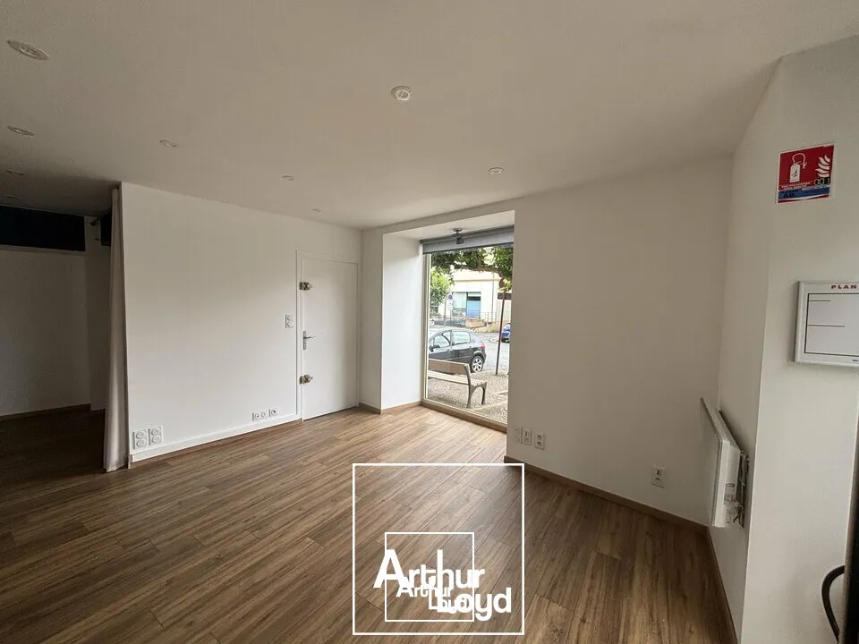 Bureaux - Location - OBJAT - 19130 - 44-44 - 7781545