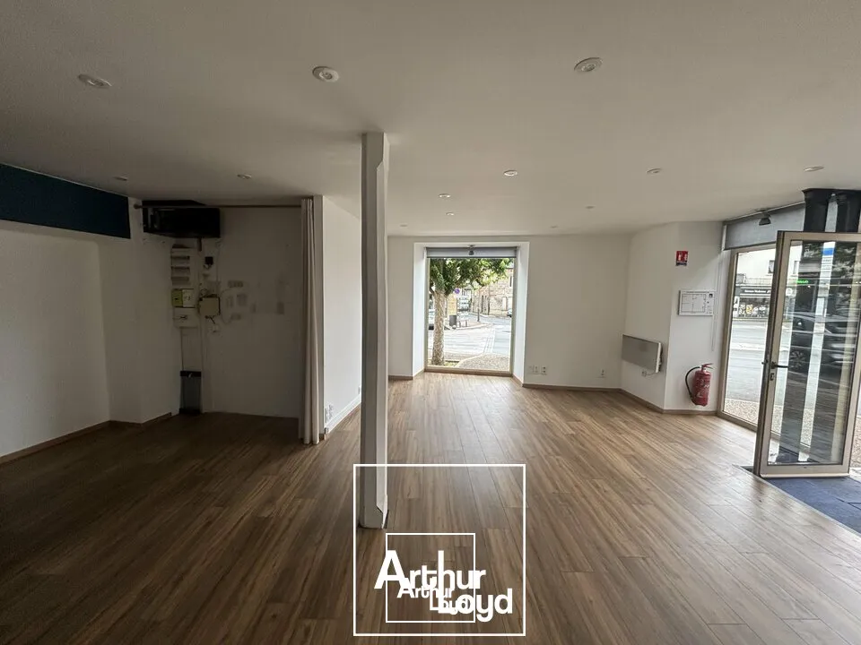 Bureaux - Location - OBJAT - 19130 - 44-44 - 7781548