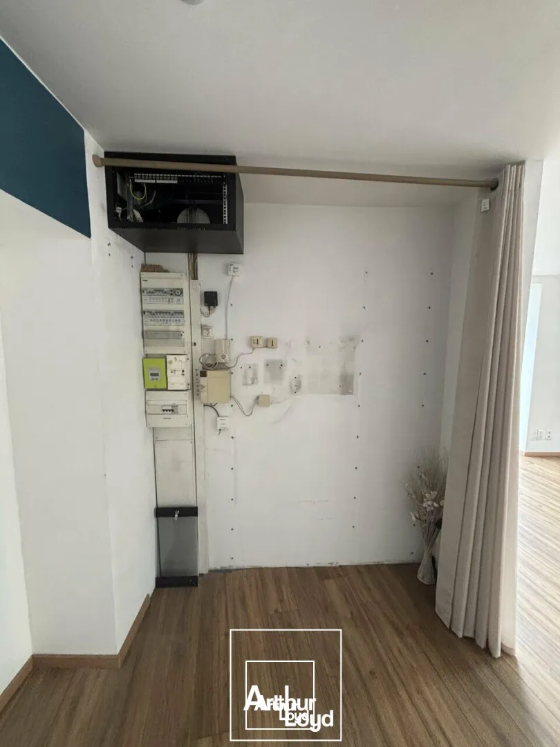 Bureaux - Location - OBJAT - 19130 - 44-44 - 7781549