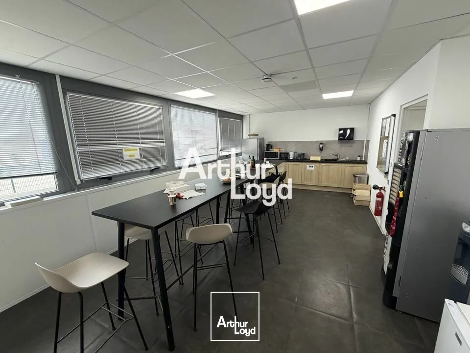 Locaux d'activité & Entrepôts - Location - LE BROC - 06510 - 2518-2518 - 7782061