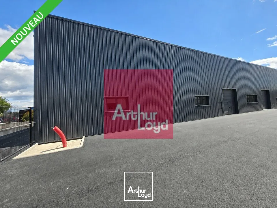 Locaux d'activité & Entrepôts - Location - AUBIÈRE - 63170 - 200-200 - 7782097