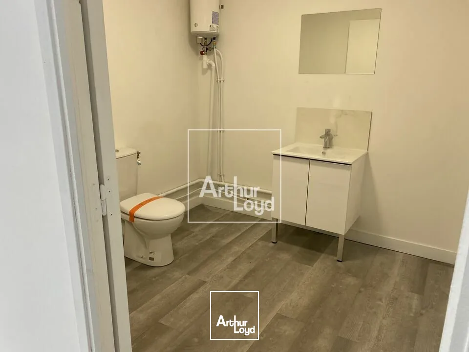 Locaux d'activité & Entrepôts - Location - CORBEIL ESSONNES - 91100 - 1600-1600 - 7782211