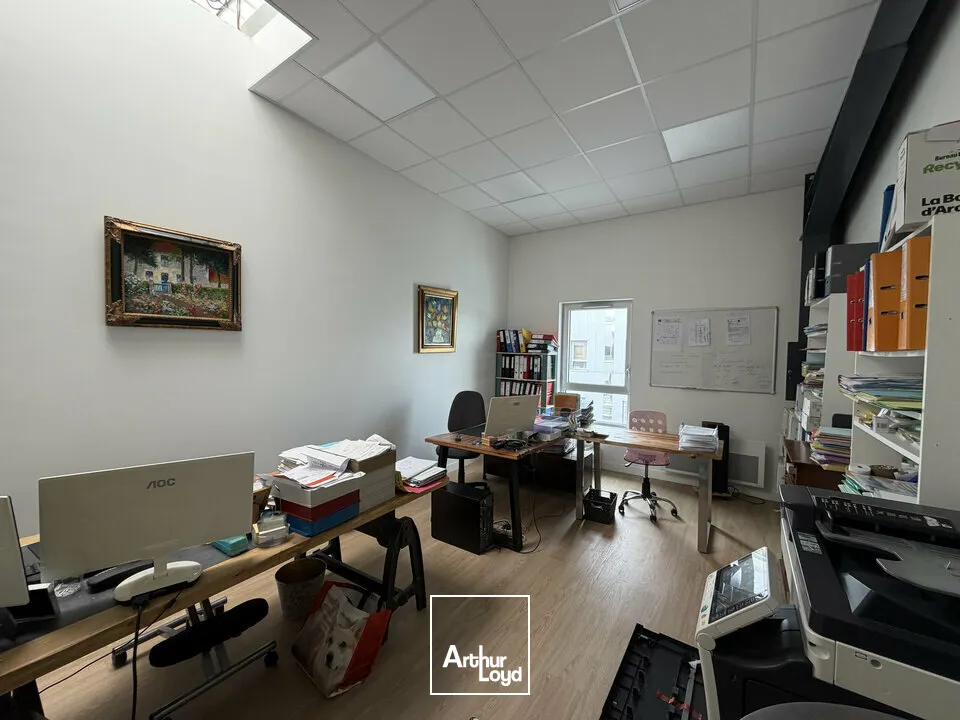 Bureaux - Vente - BIARD - 86580 - 32-32 - 7782243