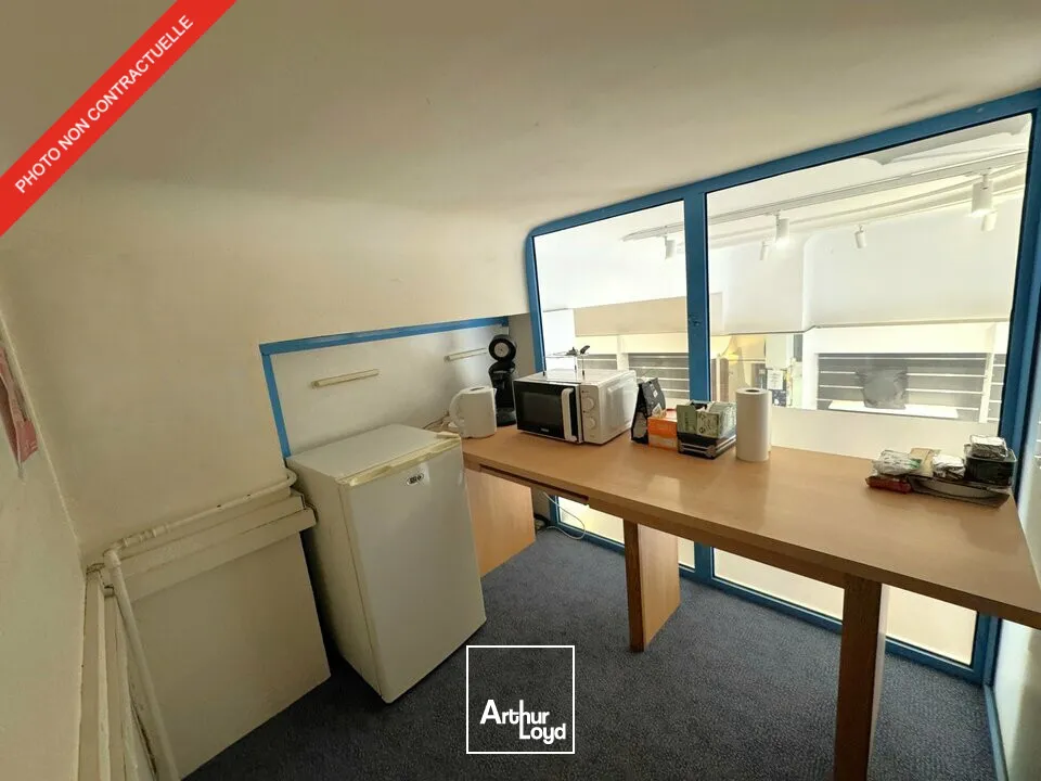 Locaux commerciaux - Location - TOURS - 37000 - 67.68-67.68 - 7782302