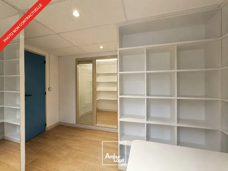 Locaux commerciaux - Location - TOURS - 37000 - 67.68-67.68 - 7782300