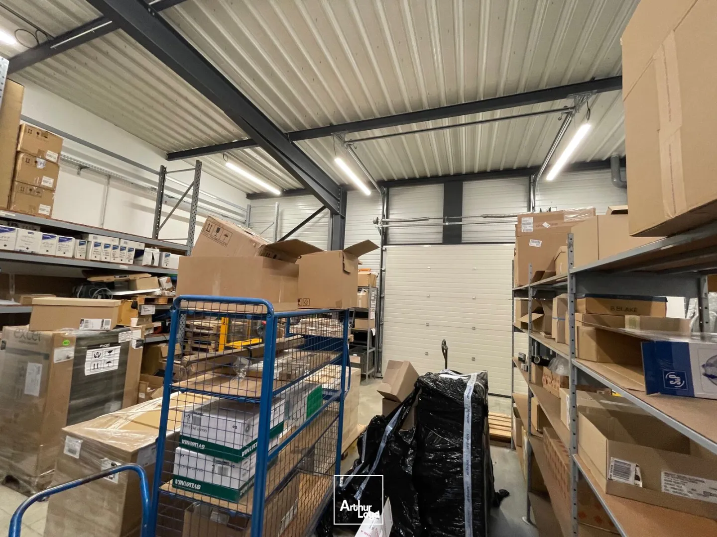 Locaux d'activité & Entrepôts - Location - VENETTE - 60280 - 135-416 - 7782327