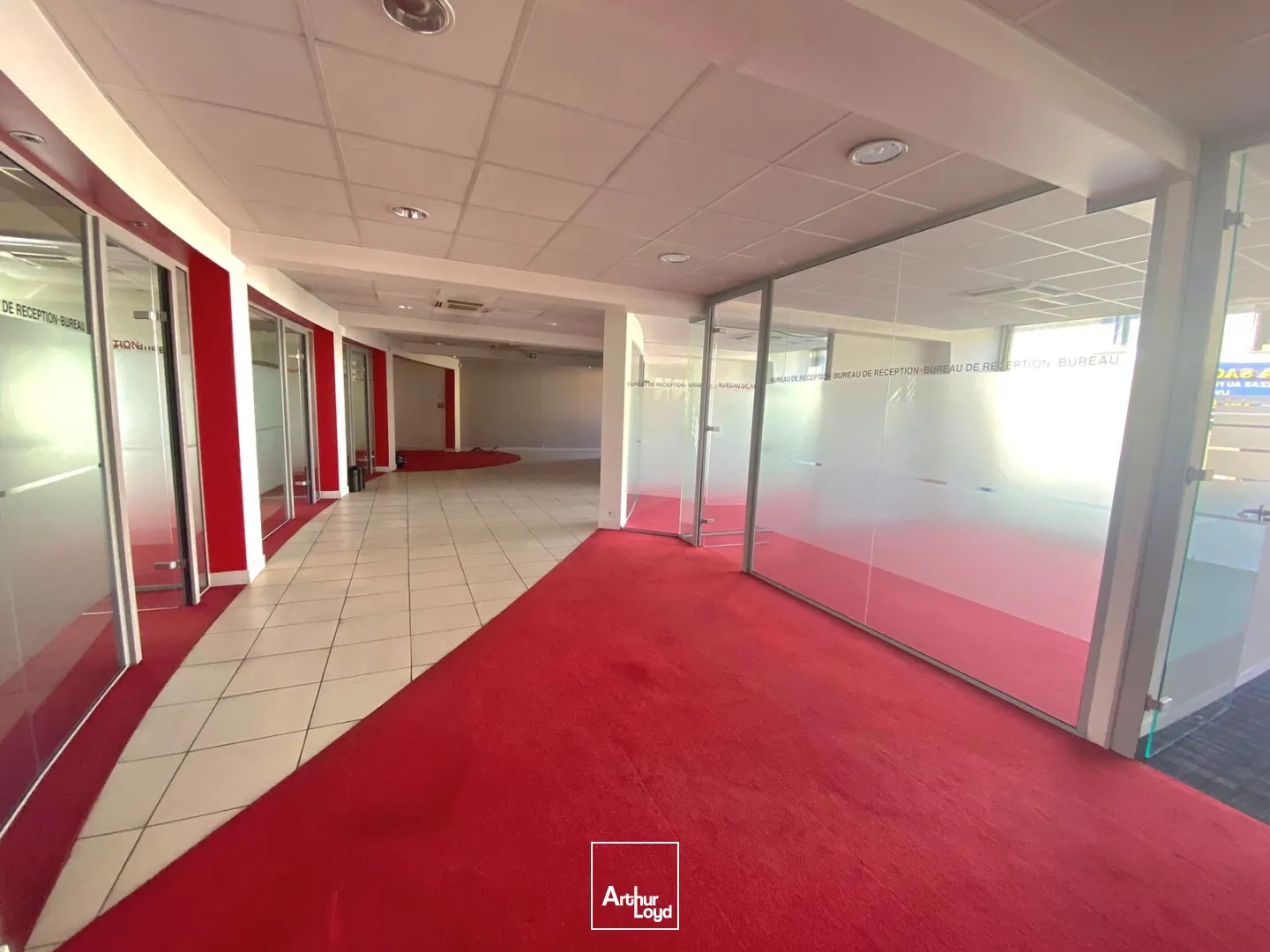 Locaux commerciaux - Location - MARSEILLE - 13012 - 264.5-264.5 - 7782765