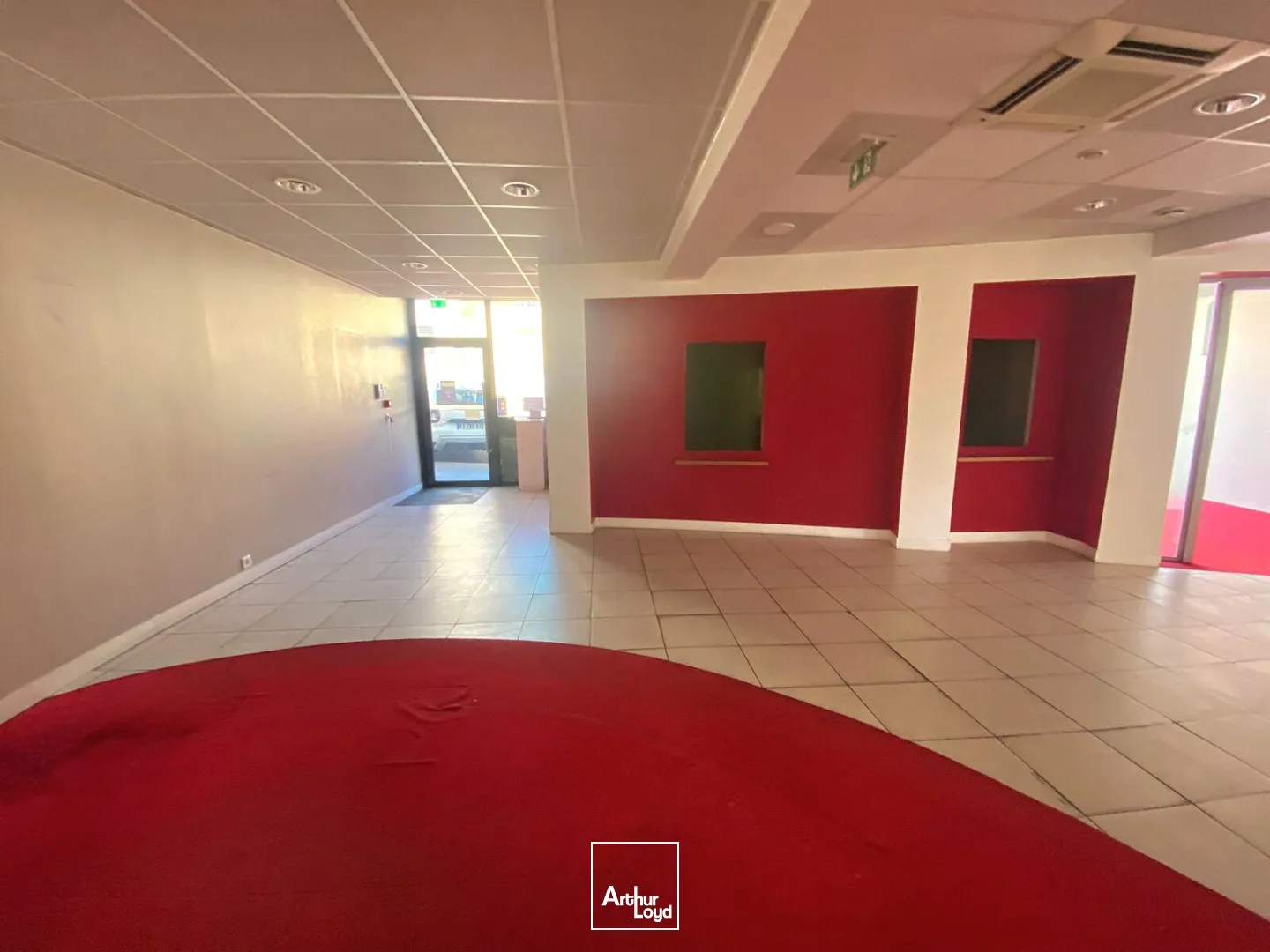 Locaux commerciaux - Location - MARSEILLE - 13012 - 264.5-264.5 - 7782764