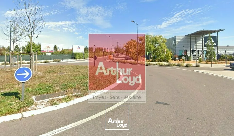 Locaux commerciaux - Vente - PONT-SAINTE-MARIE - 10150 - 709.24-709.24 - 7783254