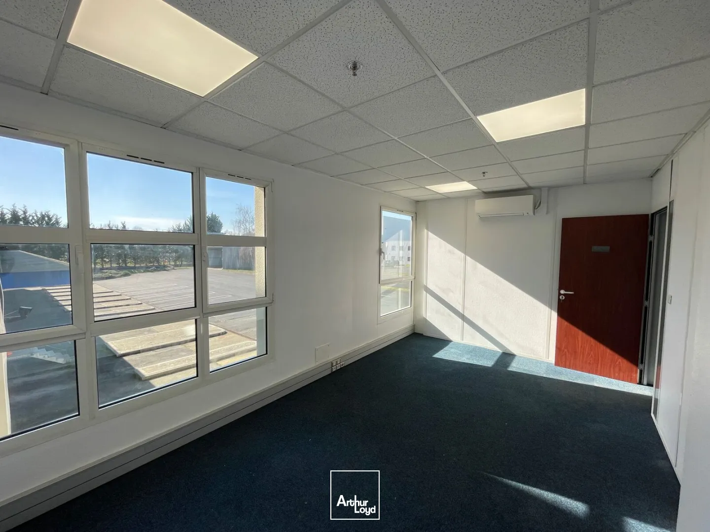 Locaux d'activité & Entrepôts - Location - LE MEUX - 60880 - 7264-16895 - 7783532