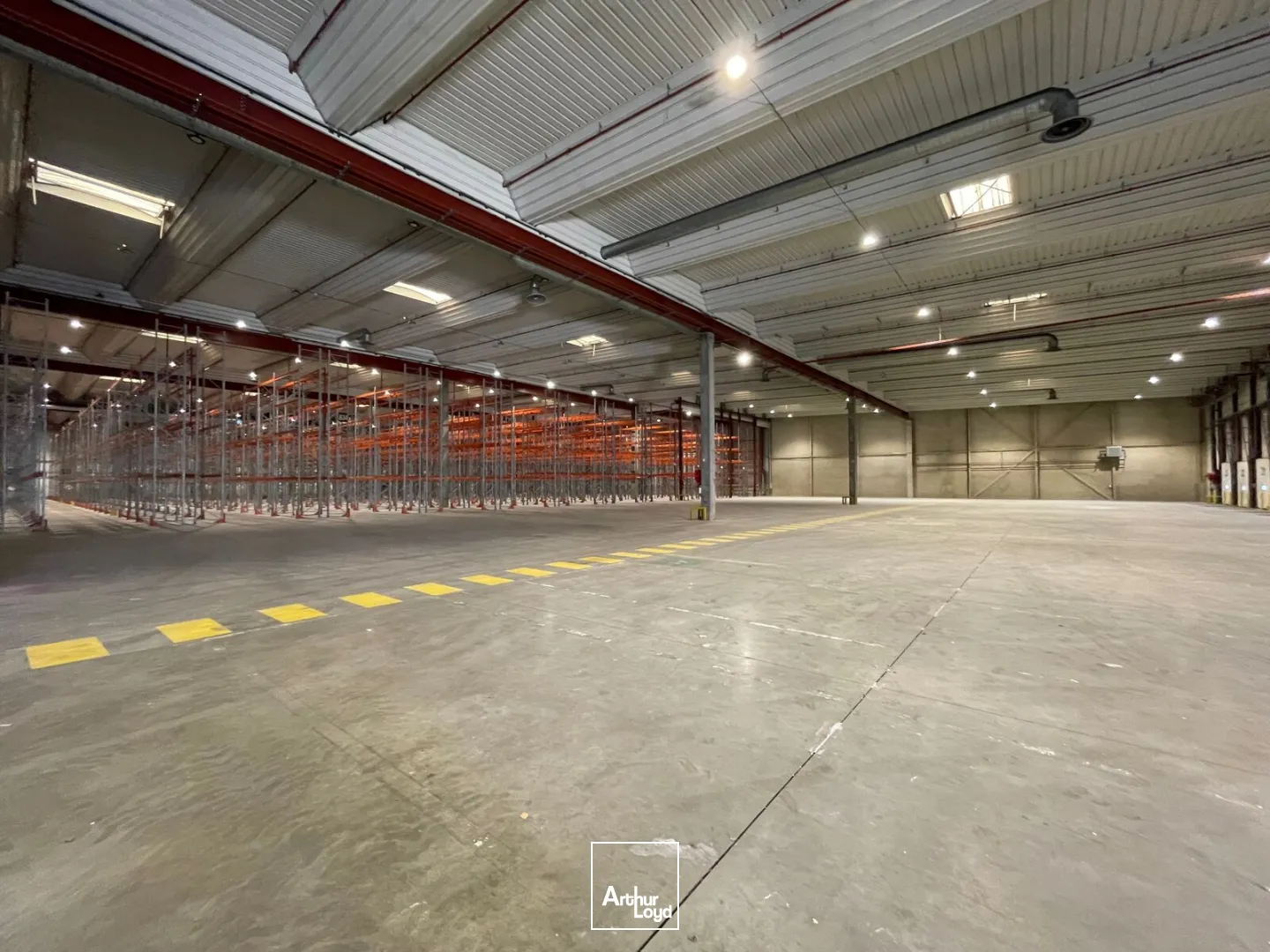 Locaux d'activité & Entrepôts - Location - LE MEUX - 60880 - 7264-16895 - 7783522