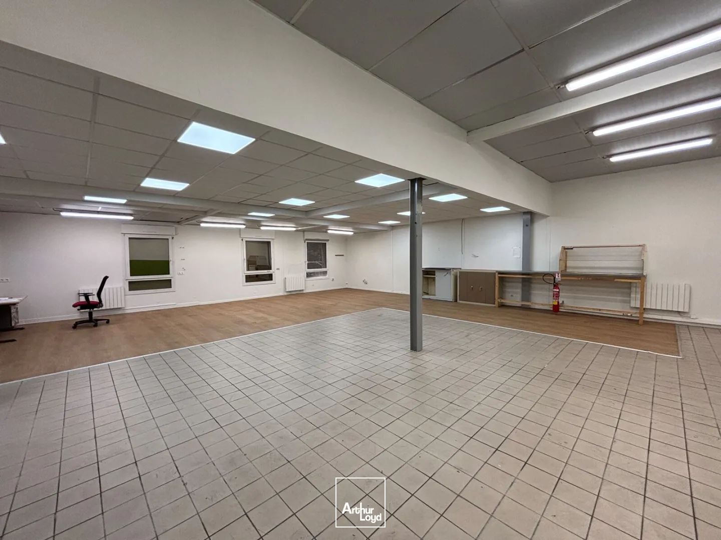 Locaux d'activité & Entrepôts - Location - ROUEN - 76000 - 819-819 - 7783607