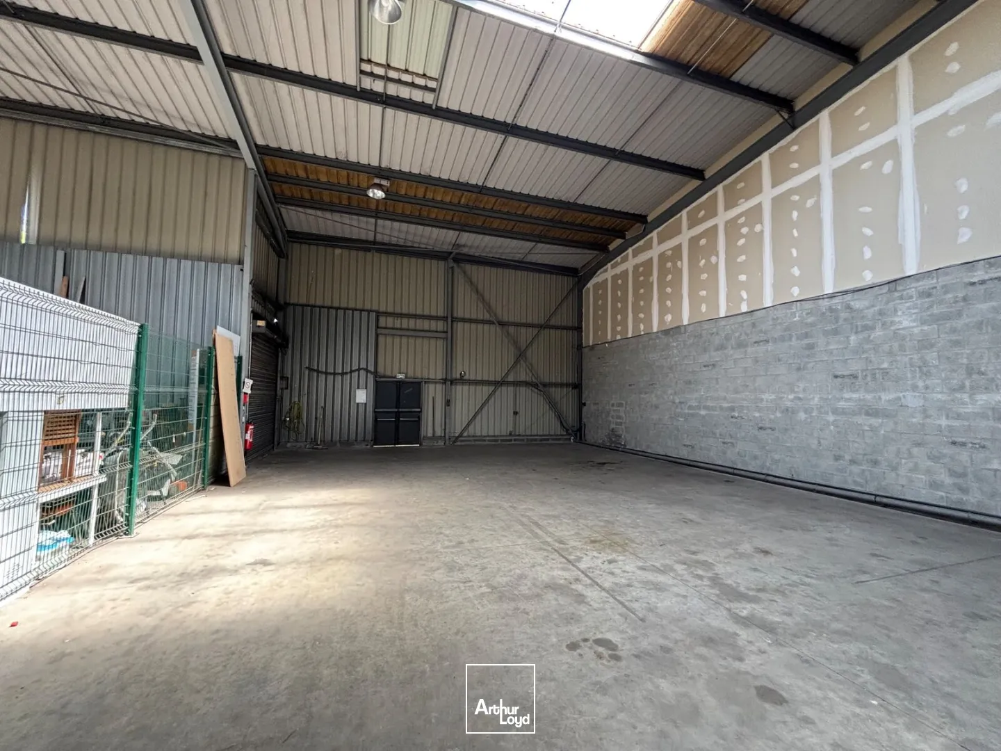 Locaux d'activité & Entrepôts - Location - ROUEN - 76000 - 819-819 - 7783611
