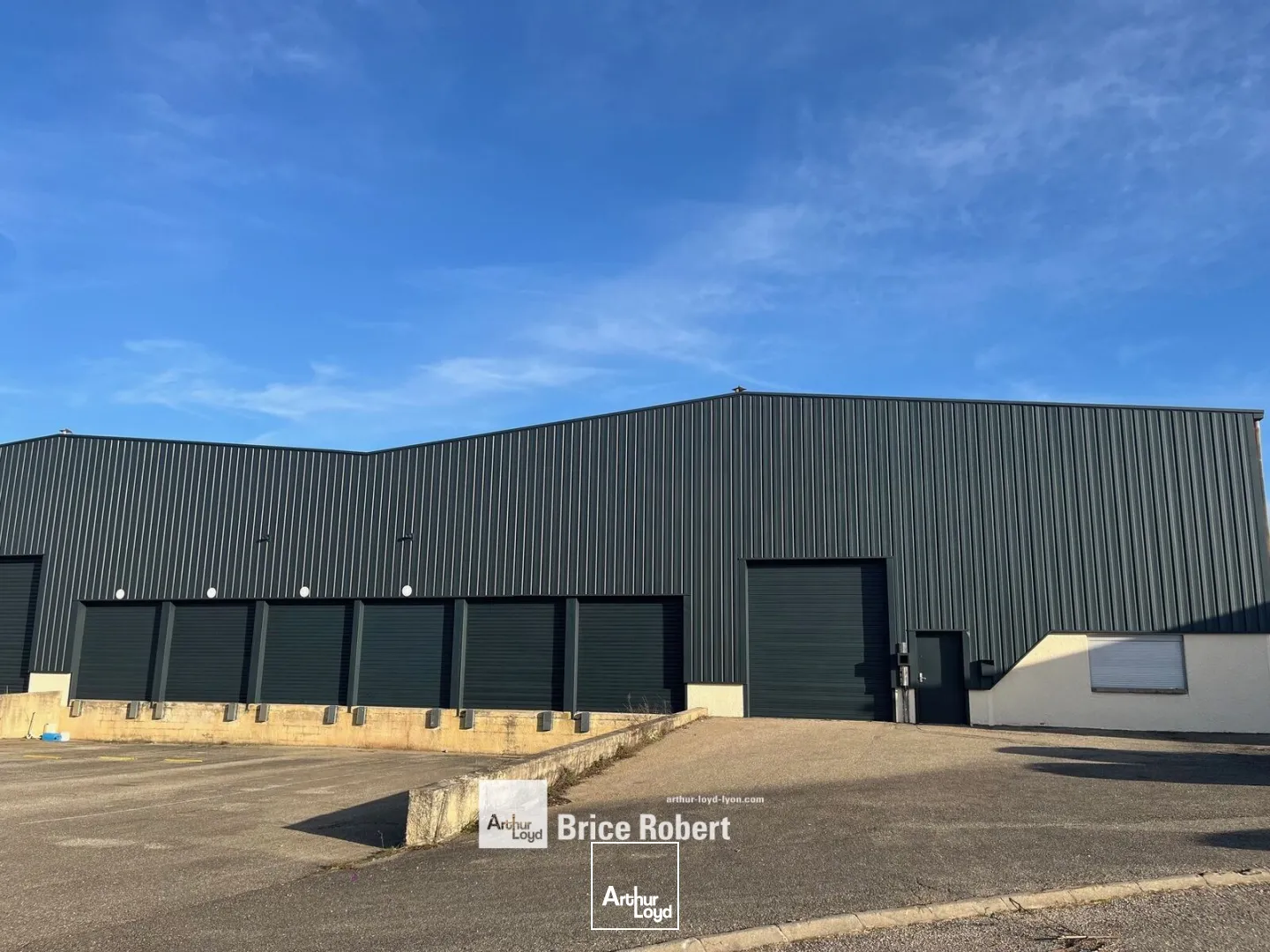 Locaux d'activité & Entrepôts - Location - MEYZIEU - 69330 - 982-1968 - 7784051
