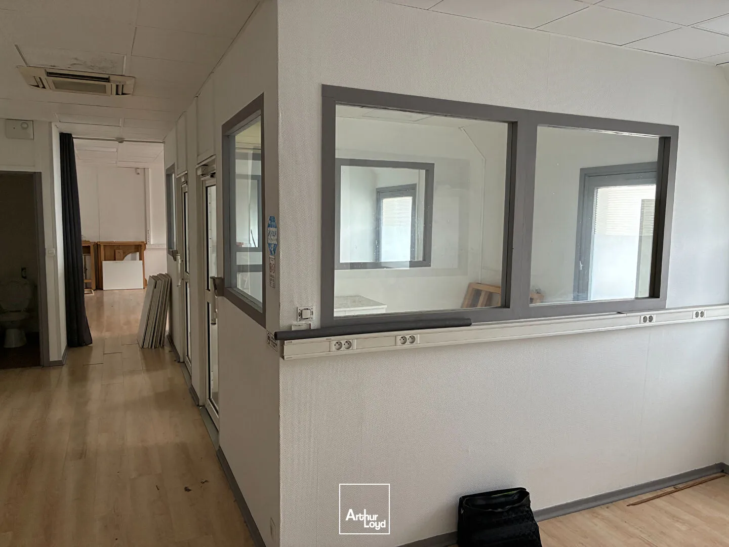 Bureaux - Location - LA ROCHELLE - 17000 - 90-90 - 7784127
