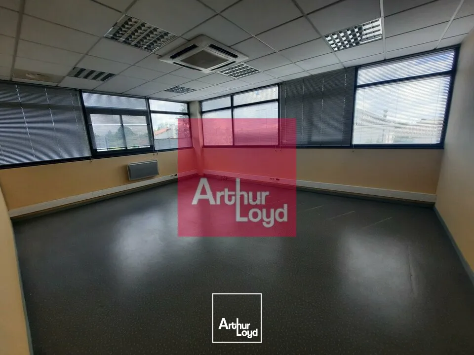 Locaux d'activité & Entrepôts - Location - CLERMONT FERRAND - 63100 - 2364-2364 - 7784166
