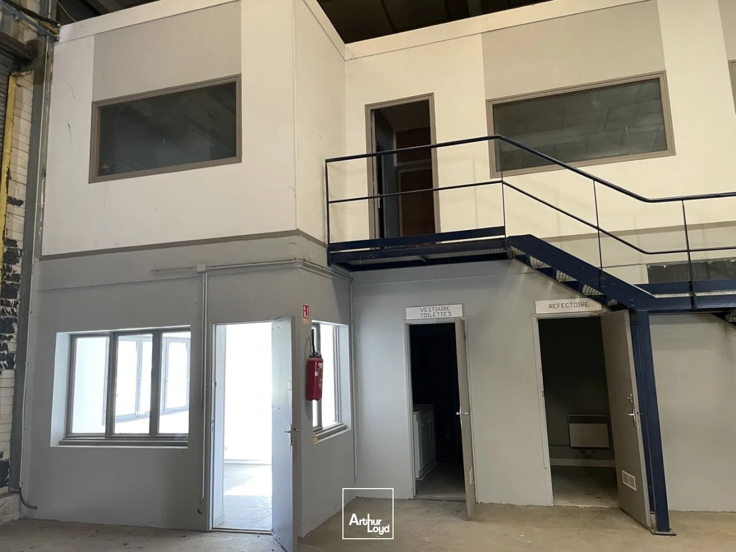 Locaux d'activité & Entrepôts - Location - VILLENEUVE SAINT GERMAIN - 02200 - 500-500 - 7784276