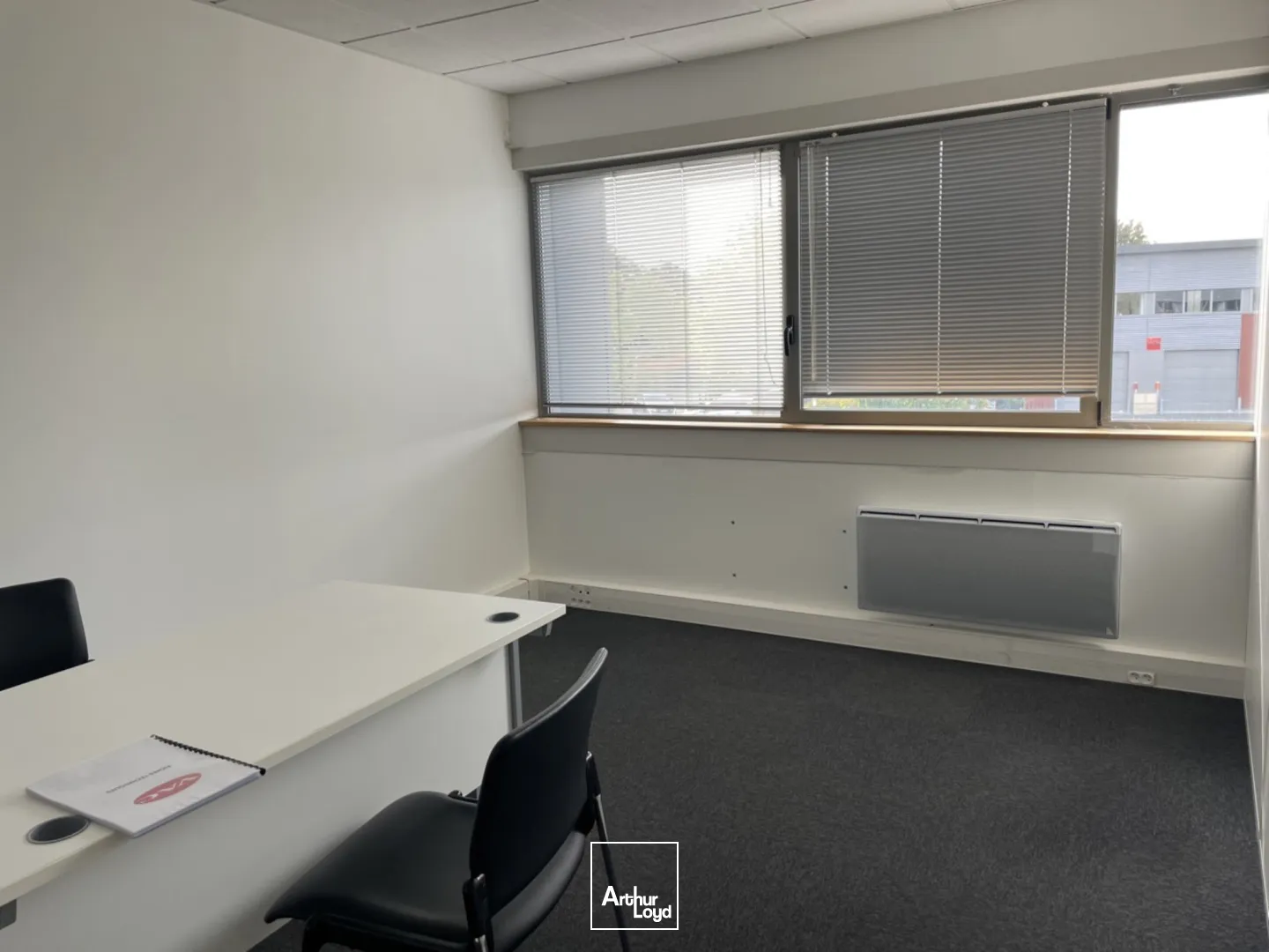 Locaux d'activité & Entrepôts - Location - SAINT ETIENNE DE MONTLUC - 44360 - 366-366 - 7784595