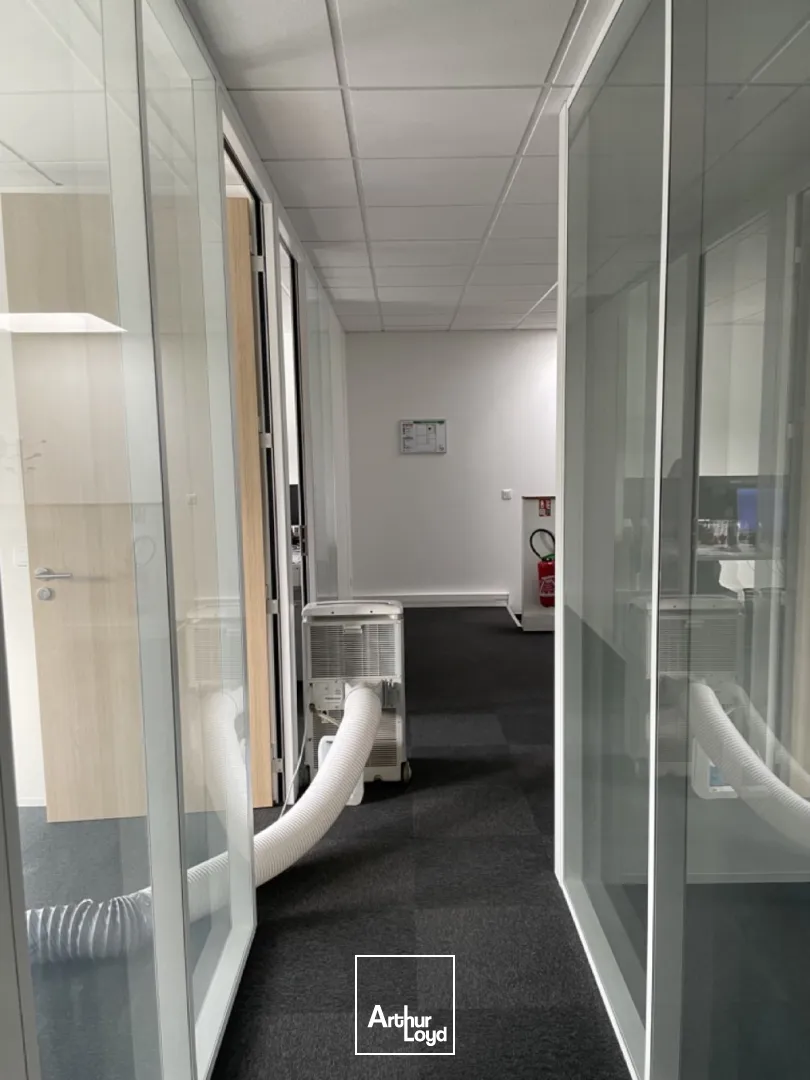 Locaux d'activité & Entrepôts - Location - SAINT ETIENNE DE MONTLUC - 44360 - 366-366 - 7784599