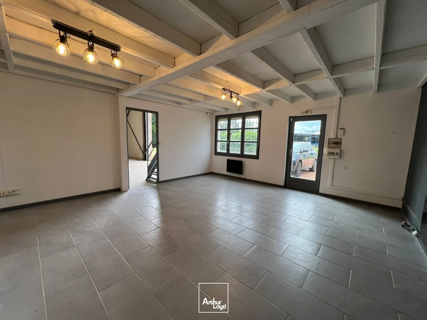 Locaux d'activité & Entrepôts - Vente - ROANNE - 42300 - 531-531 - 7784806