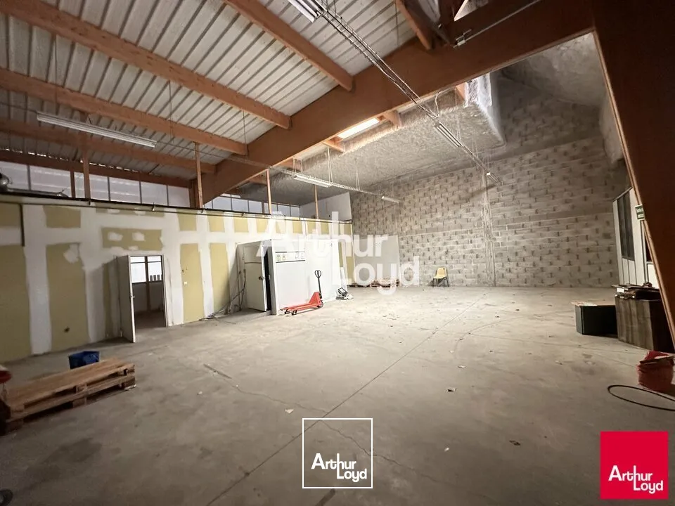 Locaux commerciaux - Location - SAINT-JOUAN-DES-GUÉRETS - 35430 - 500-500 - 7785087