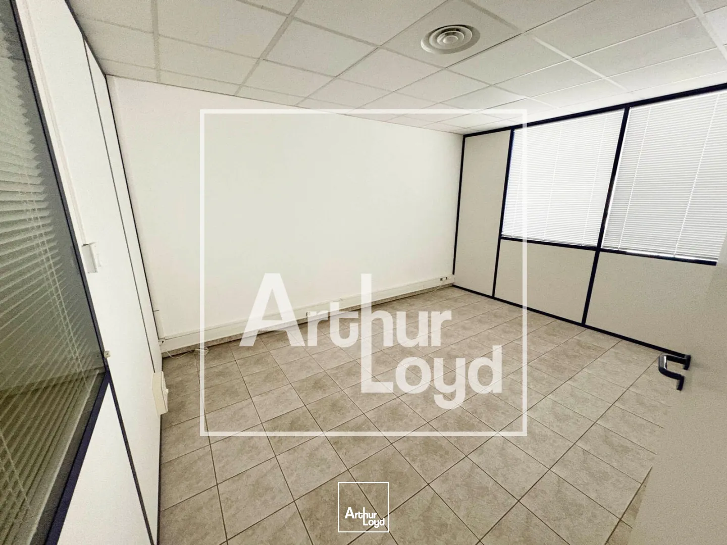 Bureaux - Location - MAUGUIO - 34130 - 40-600 - 7785366