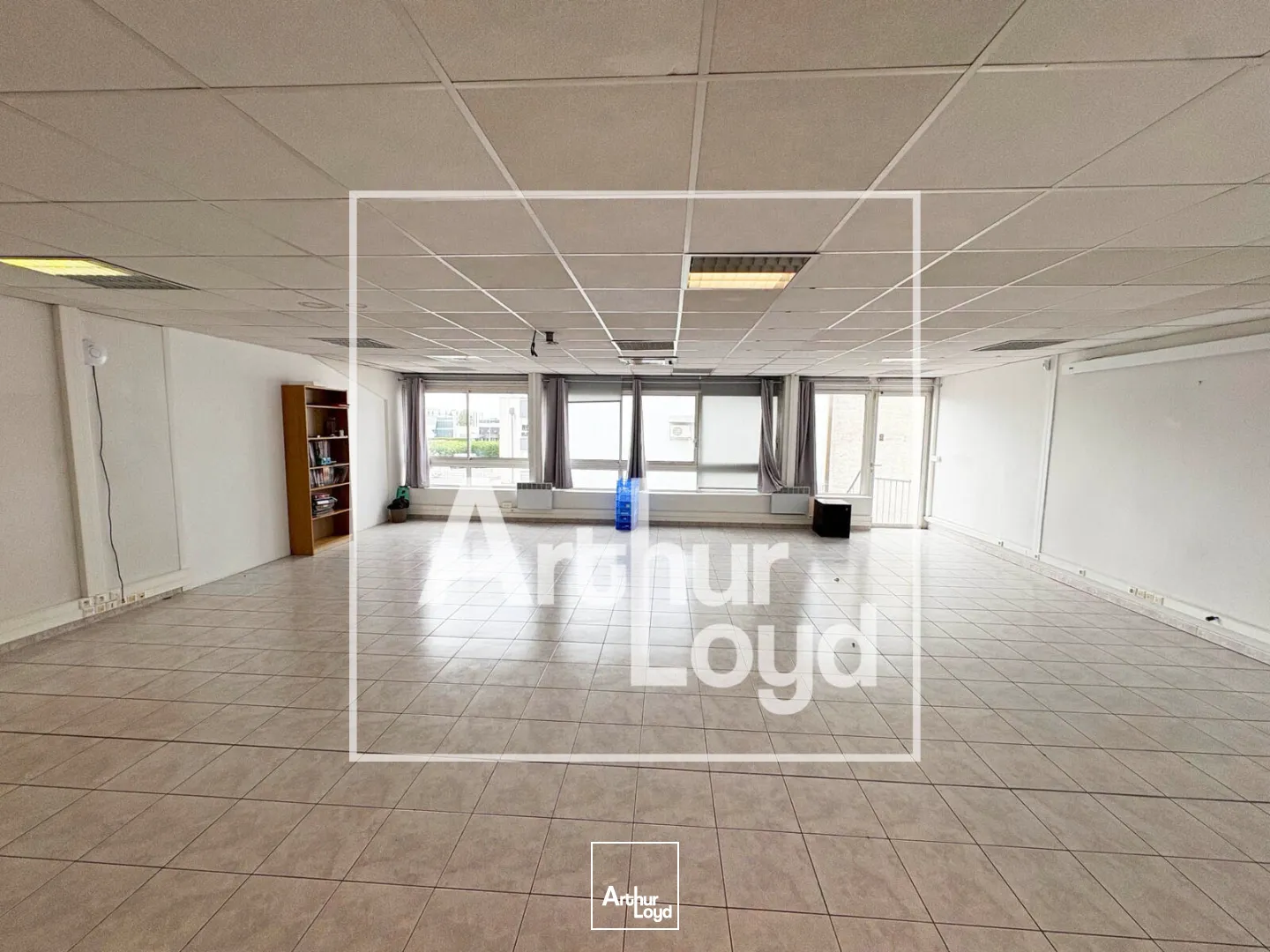 Bureaux - Location - MAUGUIO - 34130 - 40-600 - 7785381