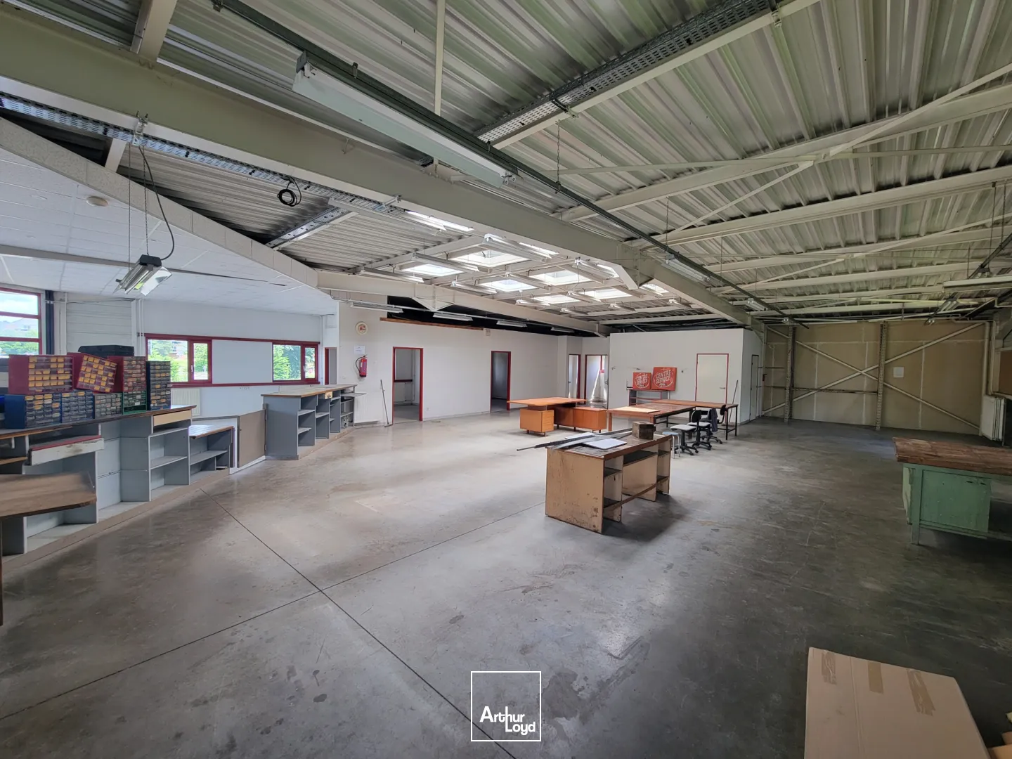 Locaux d'activité & Entrepôts - Vente - Taillecourt - 25400 - 320-320 - 7785897