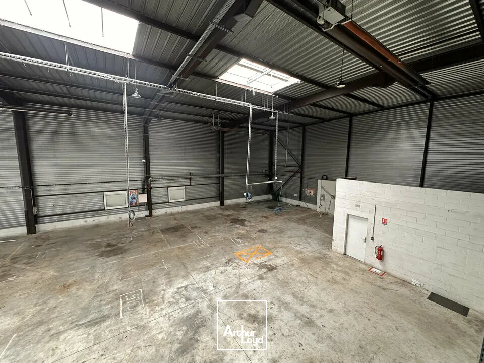 Locaux d'activité & Entrepôts - Location - REIMS - 51100 - 1000-1000 - 7786101