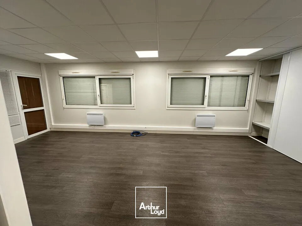 Locaux d'activité & Entrepôts - Location - REIMS - 51100 - 1000-1000 - 7786105