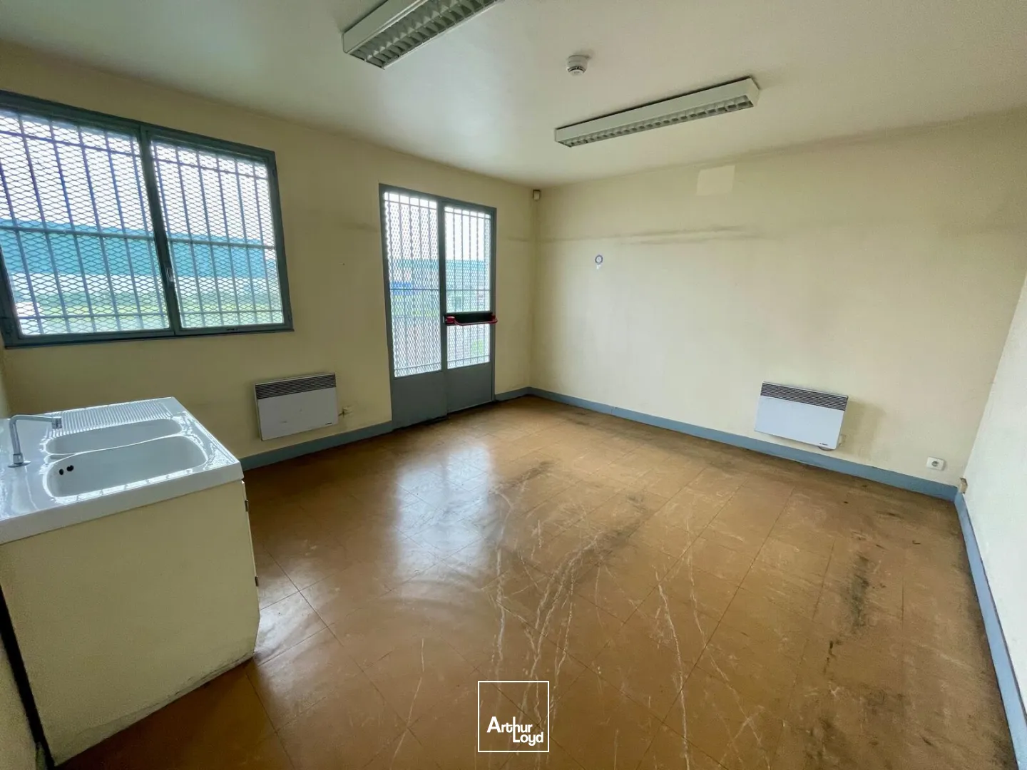 Locaux d'activité & Entrepôts - Location - SAINT PIERRE LES ELBEUF - 76320 - 2000-7600 - 7786390