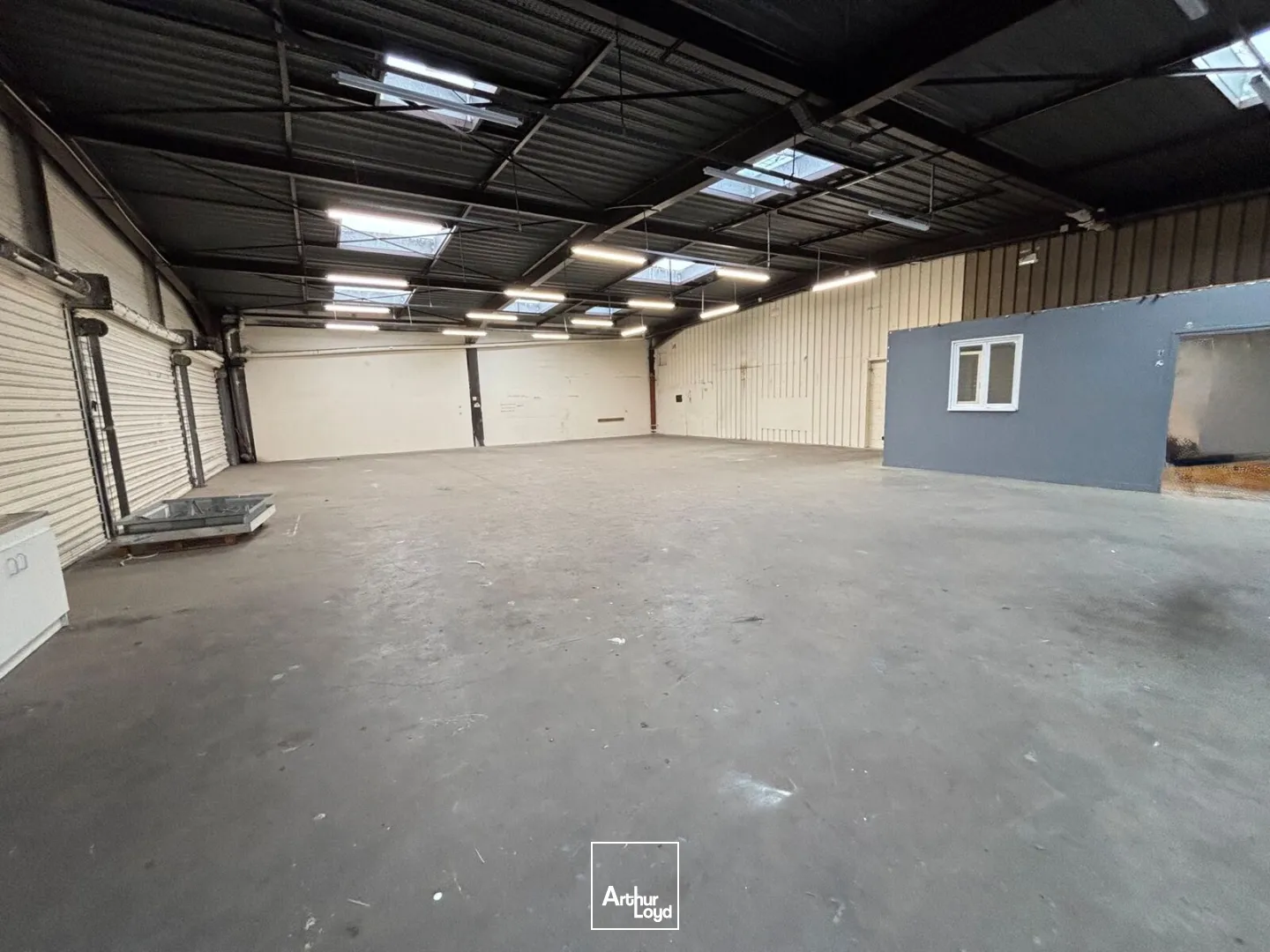 Locaux d'activité & Entrepôts - Location - LE GRAND QUEVILLY - 76120 - 300-300 - 7786405