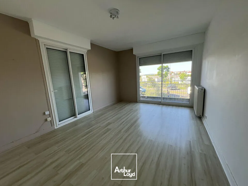 Locaux commerciaux - Vente - ANGOULÊME - 16000 - 230-230 - 7786490