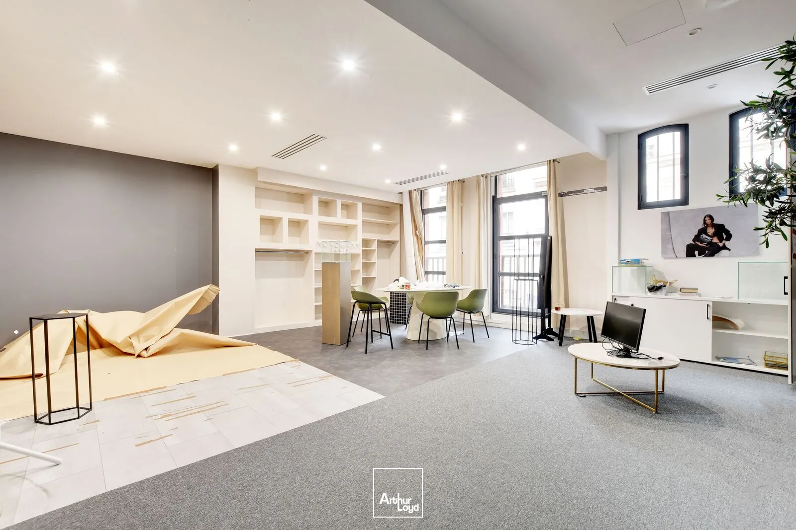 Bureaux - Location - LEVALLOIS PERRET - 92300 - 364-734 - 7786627