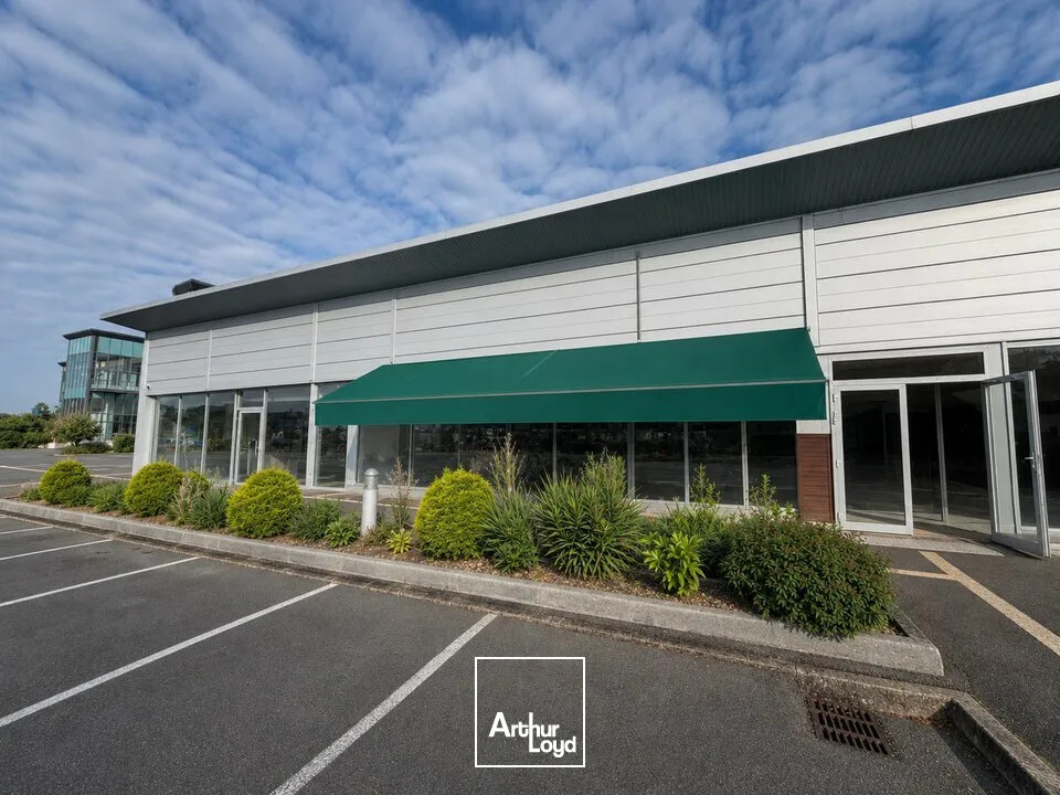 Locaux commerciaux - Location - POITIERS - 86000 - 163-163 - 7788083