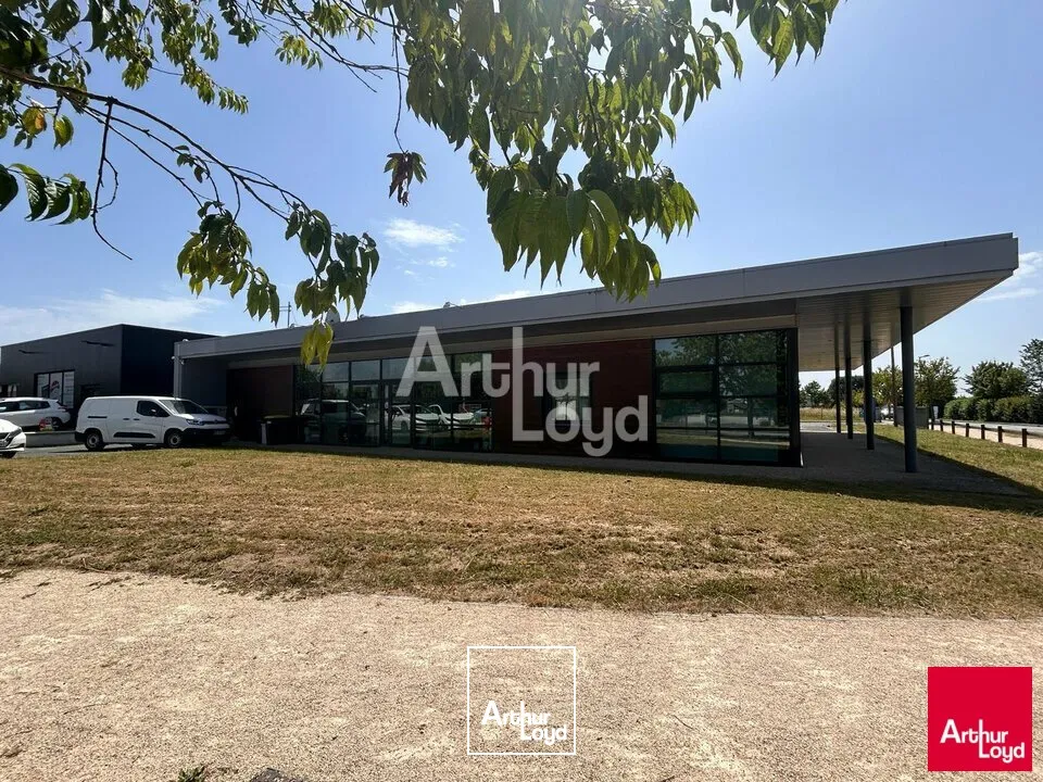 Bureaux - Location - MONT PRES CHAMBORD - 41250 - 79-79 - 7788089